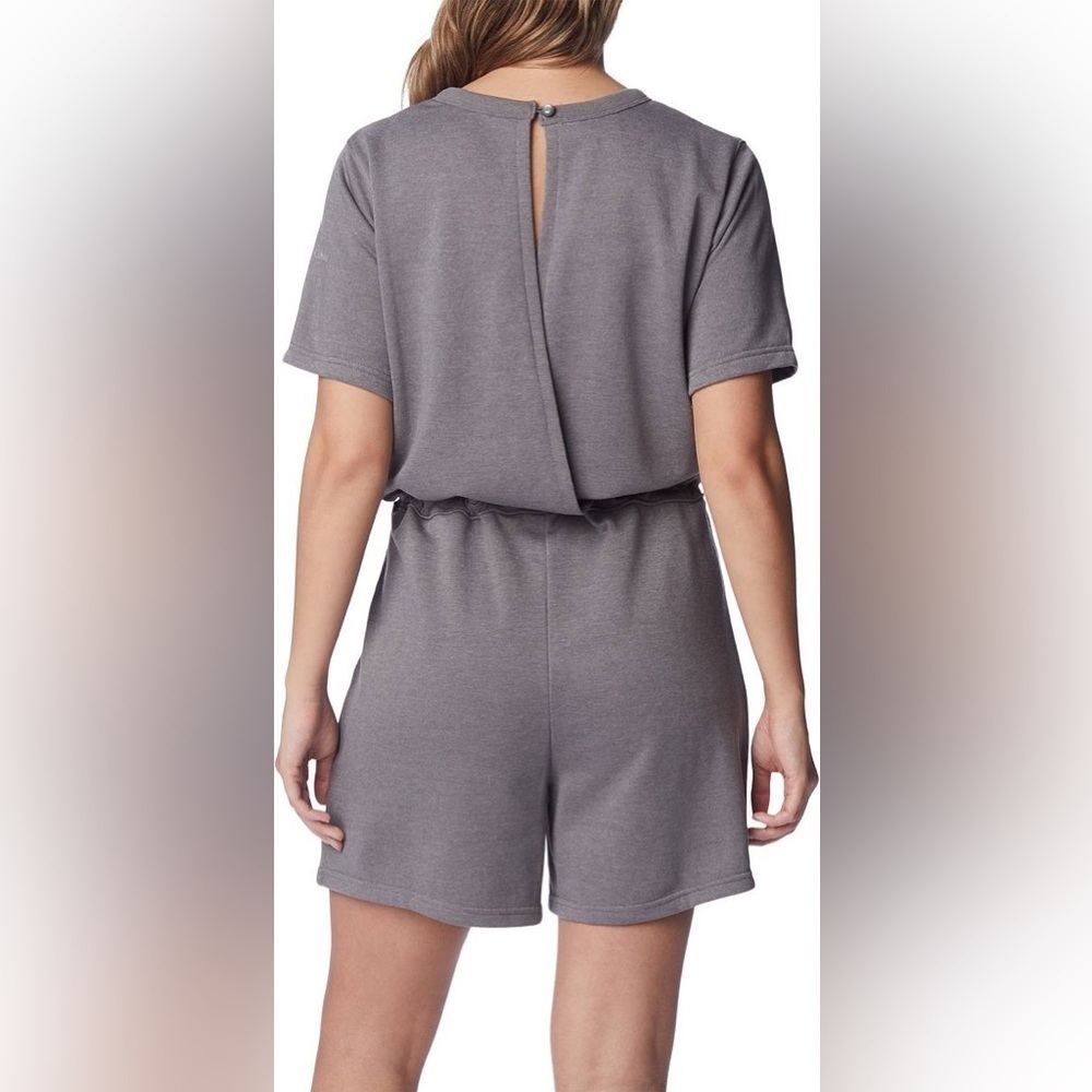 Columbia Women’s French Terry Trek Romper Size XS - Picture 3 of 12